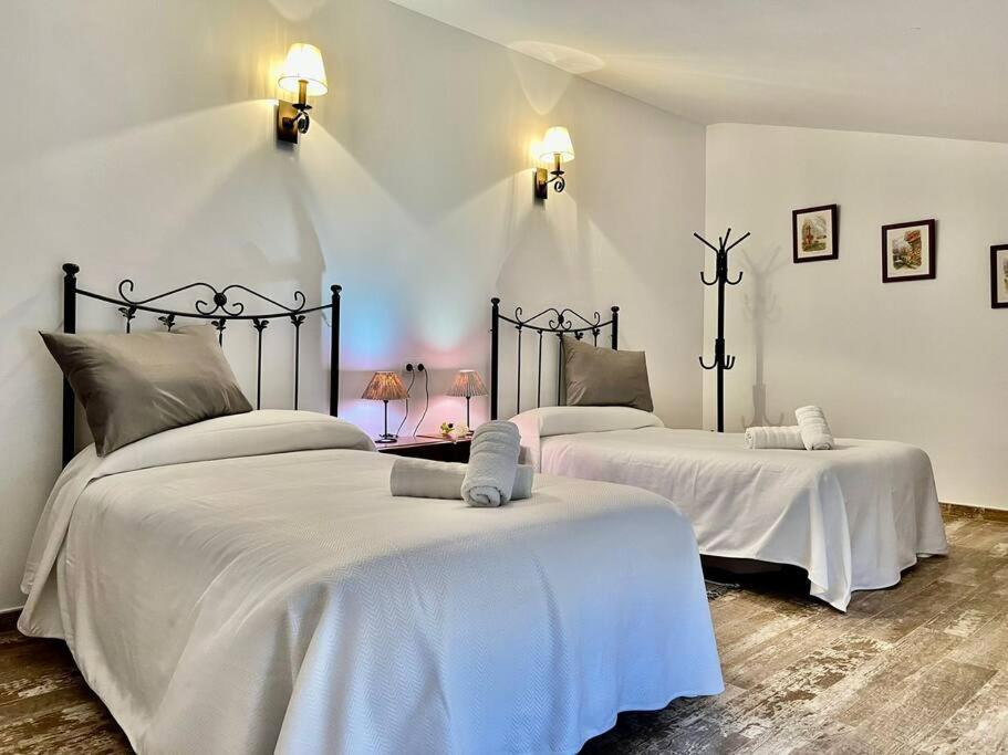 Casa Rural Alfavila Castillo de Locubin Екстер'єр фото
