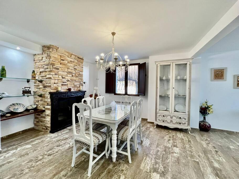 Casa Rural Alfavila Castillo de Locubin Екстер'єр фото